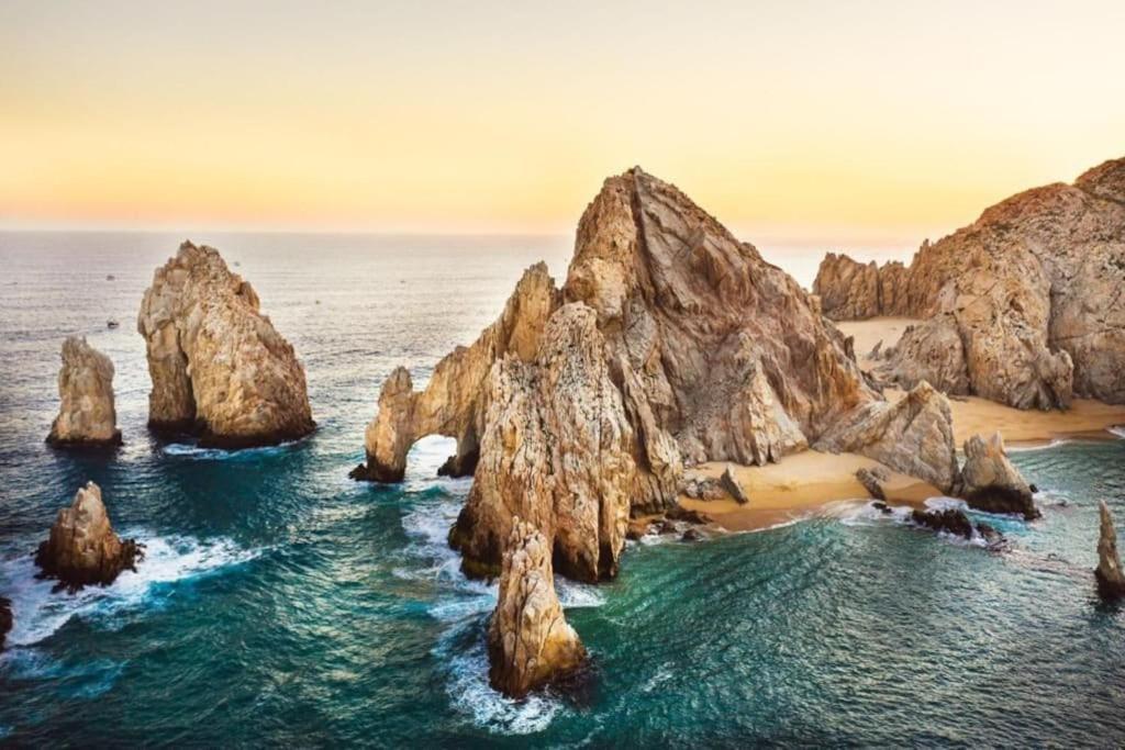 Vacay Condo Walk To The Beach Restaurants & Clubs Cabo San Lucas Extérieur photo