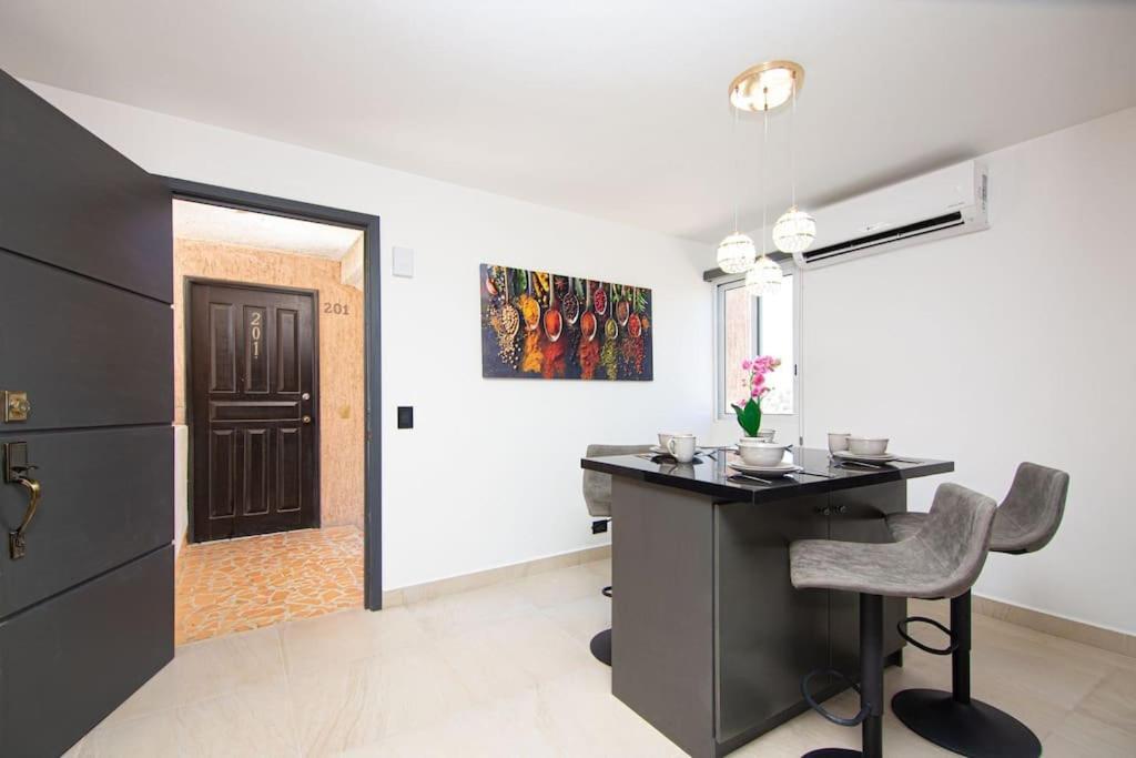 Vacay Condo Walk To The Beach Restaurants & Clubs Cabo San Lucas Extérieur photo